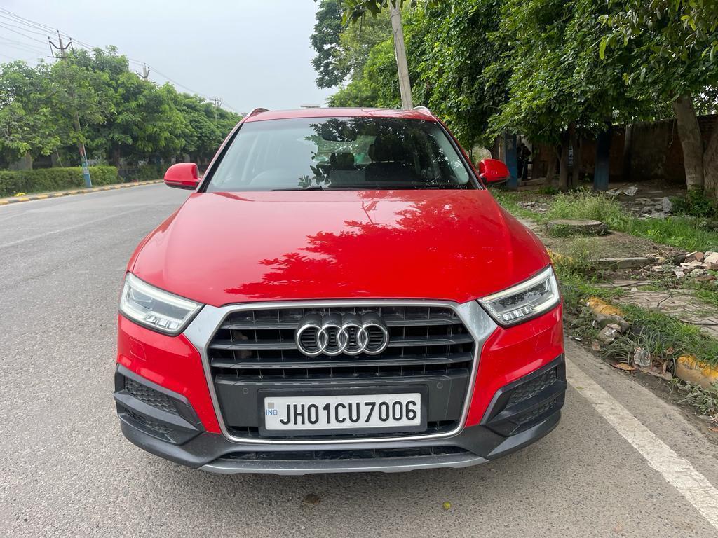 Audi Q3 30 TDI