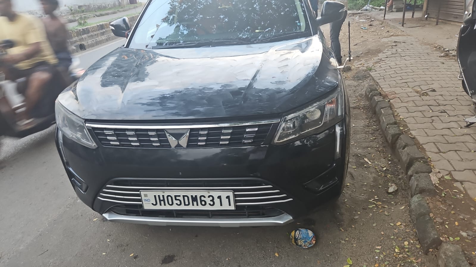 Mahindra XUV300 W8 PM BS6 MT
